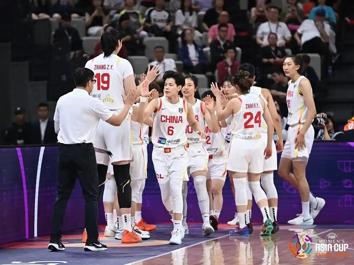 中国女篮磨合阵容(中国女篮磨合阵容最新)